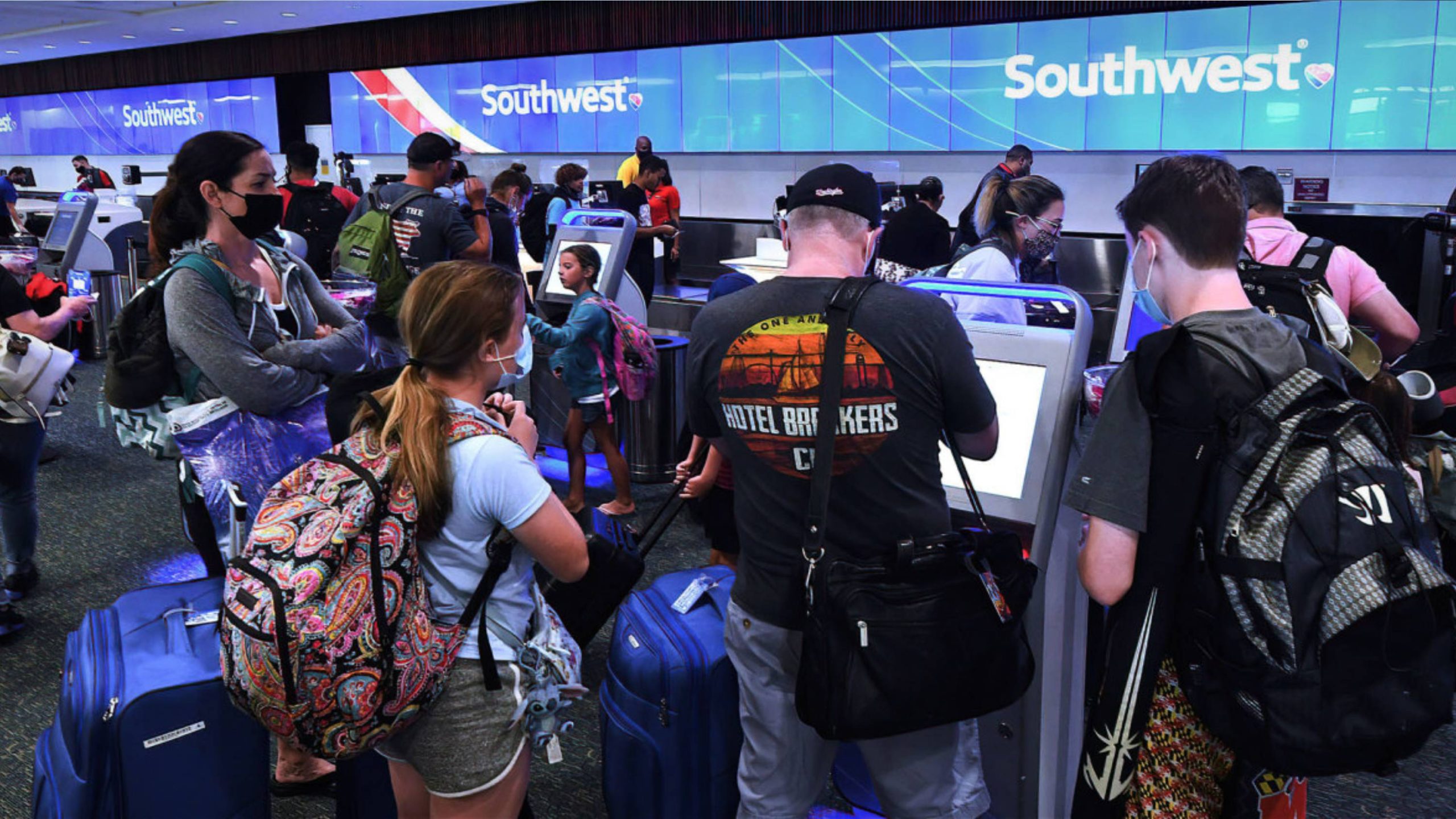 ¿Cuántas maletas gratis puedo llevar en Southwest Airlines?